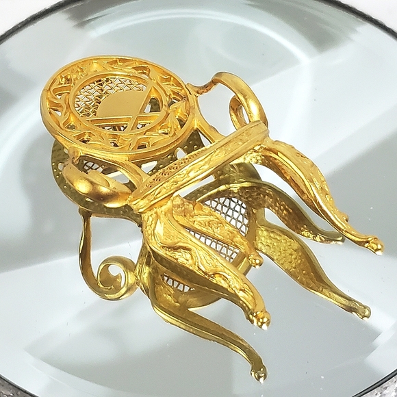 Iconic Vintage KARL LAGERFELD Rococo Louis XV Chair Brooch - Picture 6 of 7